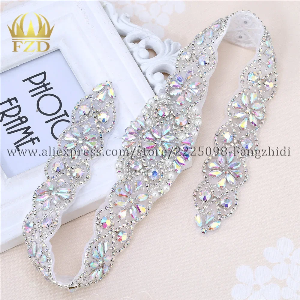 

(30pieces) New Type Hot Fix Iron Sew On Crystal Sliver Bridal Rhinestone Pearl Clear Beaded Applique Garments for Wedding Dress