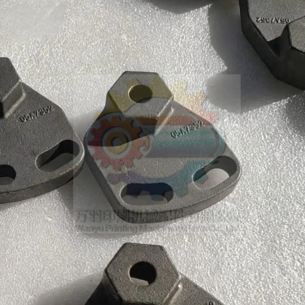 EM high quality 05A7352 torque rod head, torque rod bracket, suitable for Roland 700 offset press spare parts