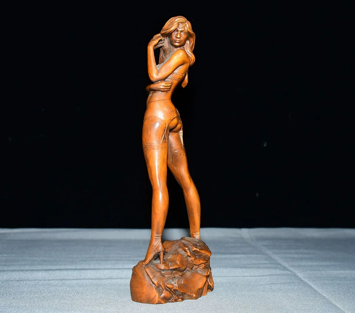 Folk Collection Old Boxwood model figure Beauty Statue Standing Goddess Wenfang Ornaments Town house