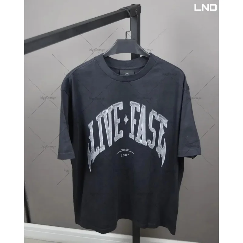 Kaus Longgar Goth Punk Mode Hip-Hop Jalanan Amerika Pria Lengan Pendek Ukuran Besar Kasual Huruf Retro Y2K Harajuku Wanita