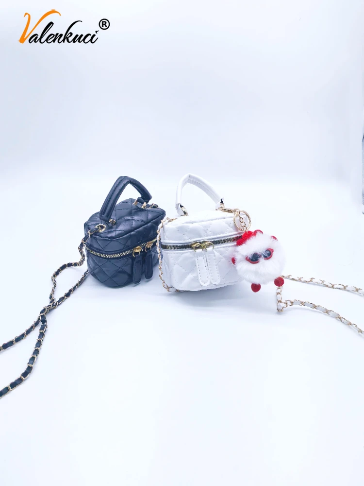 Lingge Mini Handheld Makeup Bag with Red Envelope Box, Fashionable and Versatile Single Shoulder Diagonal Cross Bag