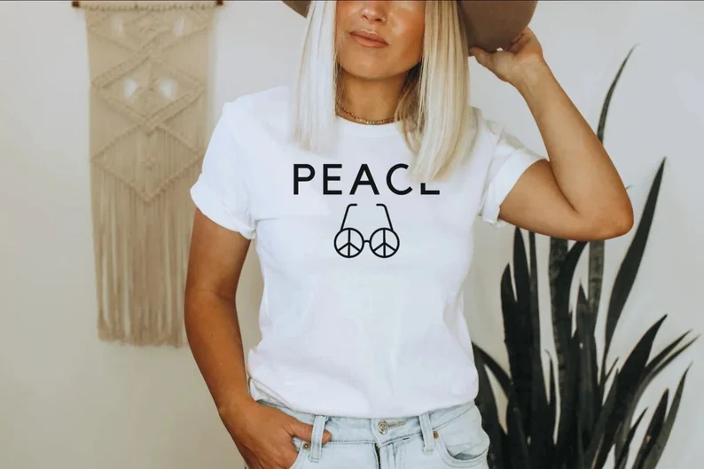 

Skuggnas Peace T-shirt Women Fashion tee Peace Sign Glasses Shirt Unisex Cotton t shirt Short Sleeved Fashion Tumblr Shirt