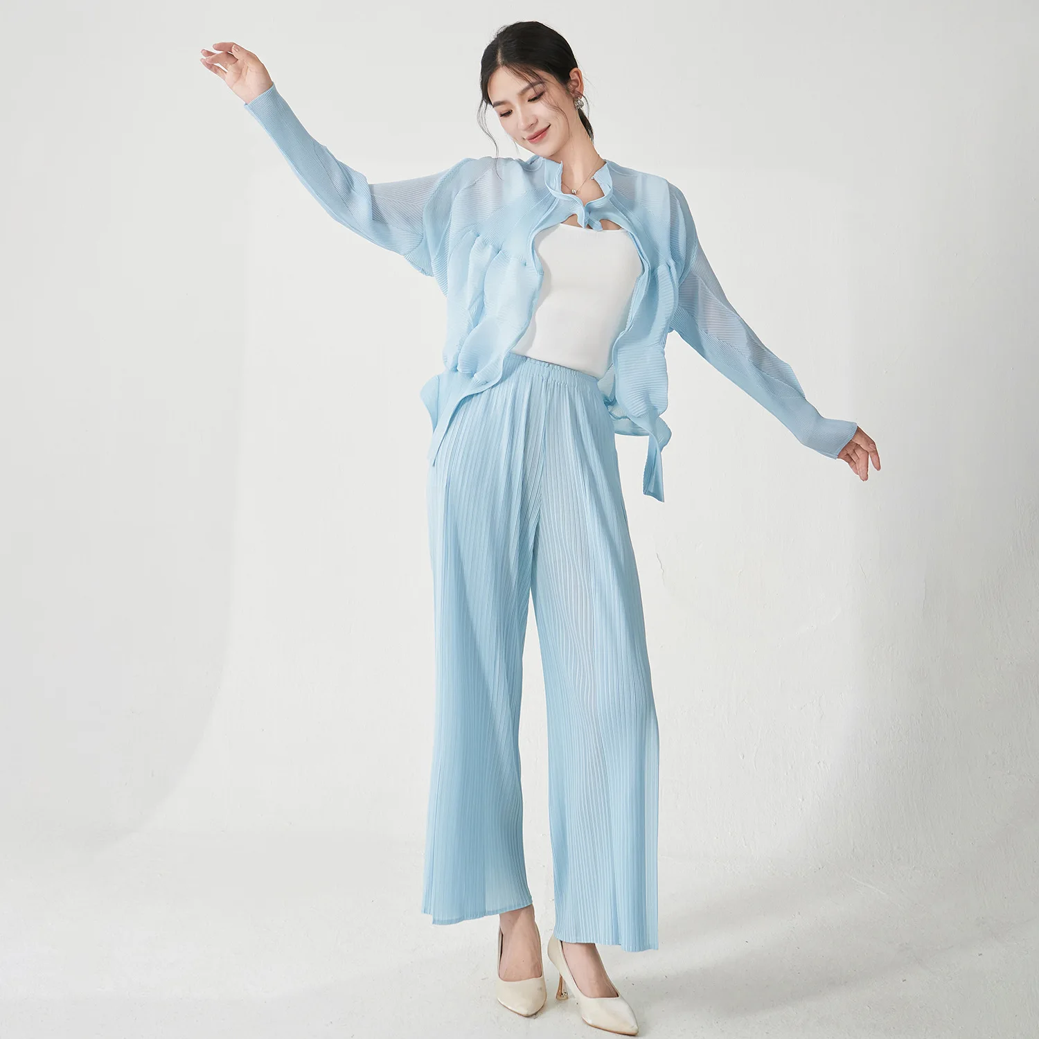 

Miyake Pleats 2025 Fall New Casual Two-Piece Set Women's Irregular Long-Sleeved Jacket and Straight-Leg Pants Two-Piece Set