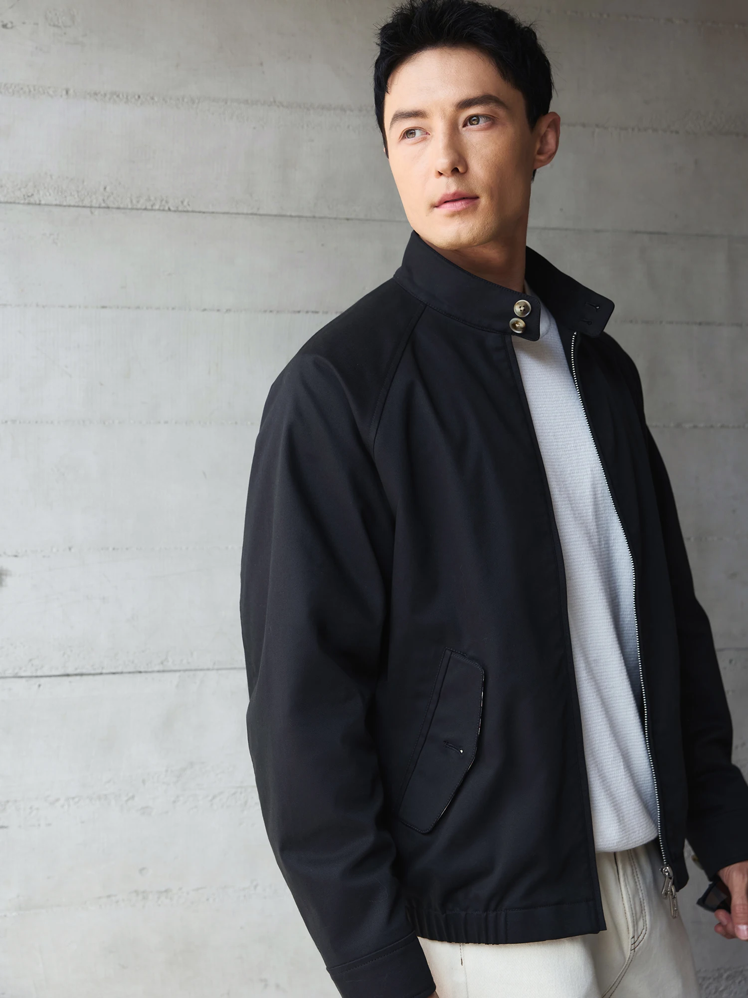 سترة رجالية جديدة للخريف، ياقة أمريكية غير رسمية بلون سادة، سترة علوية قصيرة للأعمال