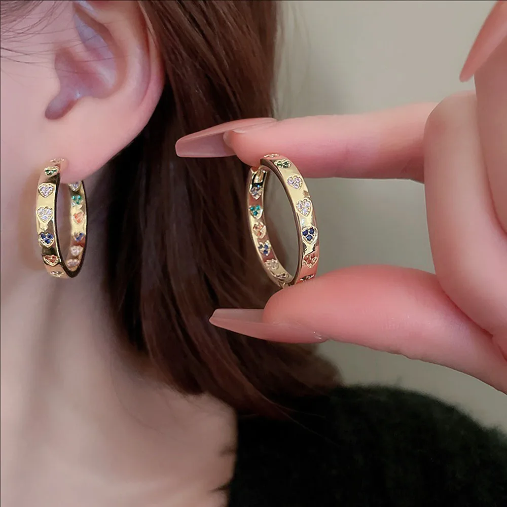 

Zircon Circle Heart-shaped Ear Loops Fashionable Simple and High-end Earrings Light Luxury Elegant Niche Jewelry for Women