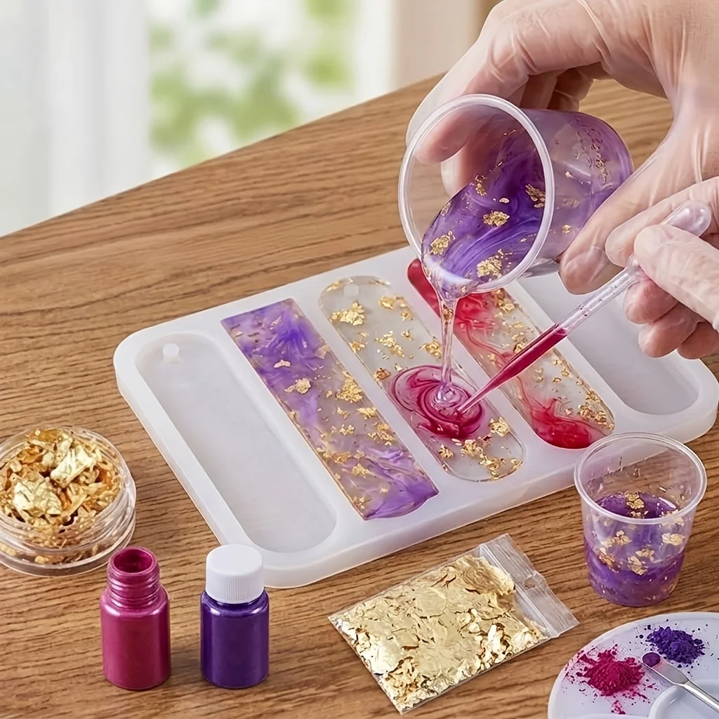 26-Piece Bookmark and Pen Mold DIY Set, Includes 3 Pen Refill Molds, 2 Bookmark Molds, and 15 Pen Refills, 5 Colors of Mica Powder & Gold Foil, Epoxy Resin Jewelry Pendant Silicone Mold, DIY Handmade Stationery Crafts, Creative Gift, a Great Choice for Giving to Loved Ones and Classmates