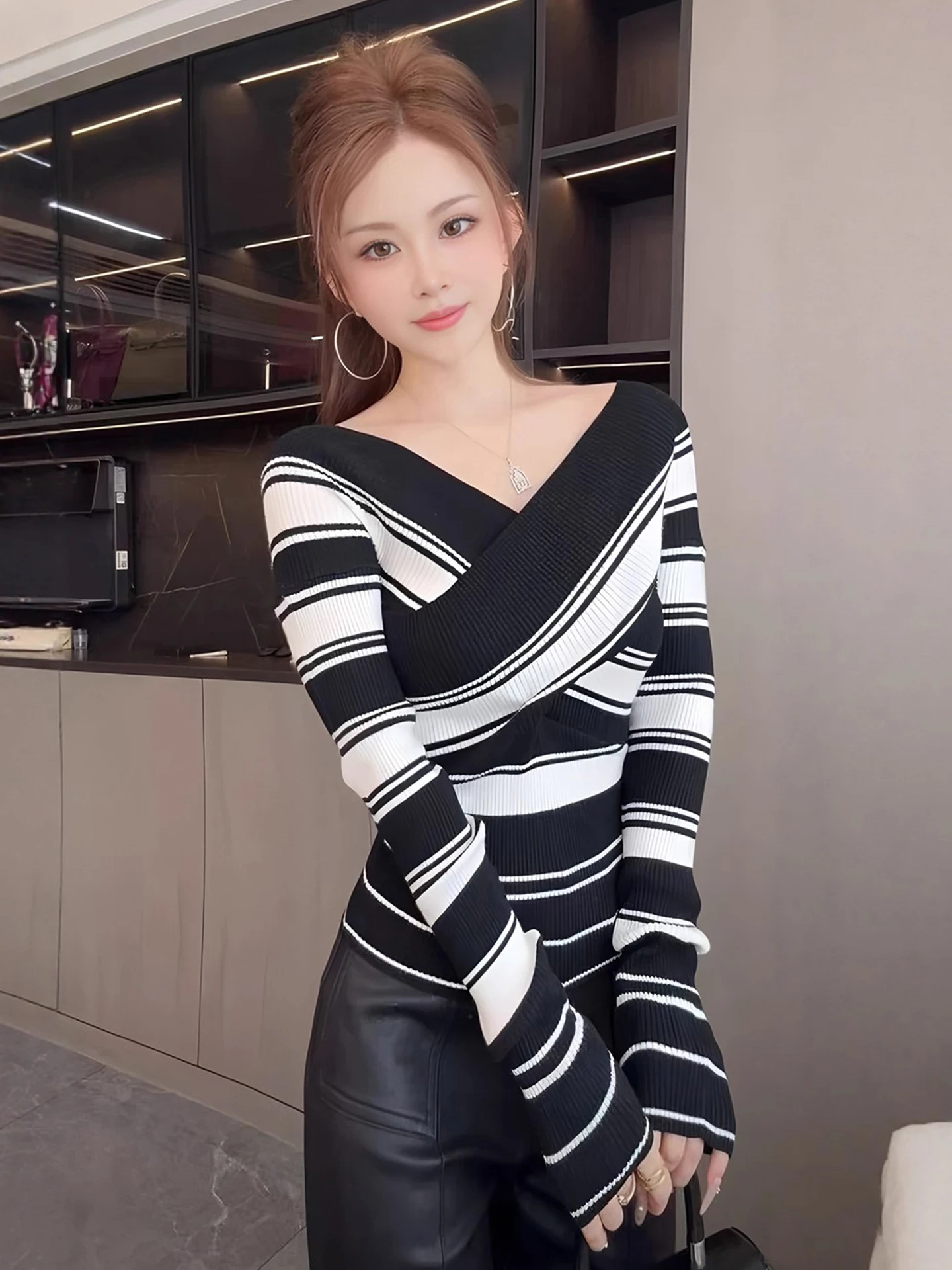 

Чистый цвет, полосатый трикотаж, женский топ с завязками на талии, утягивающий осенне-зимний новый трикотаж для поездок на работу