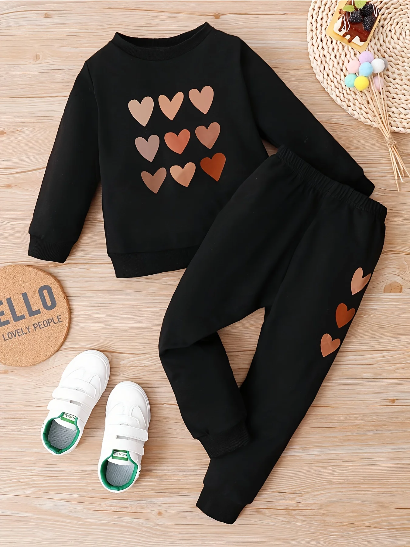 Autumn Baby Girls Clothes Set Children Fashion Heart Printed Sweatshirts Pullover Top And Pants 2 Pieces Suit Kid Tracksuits