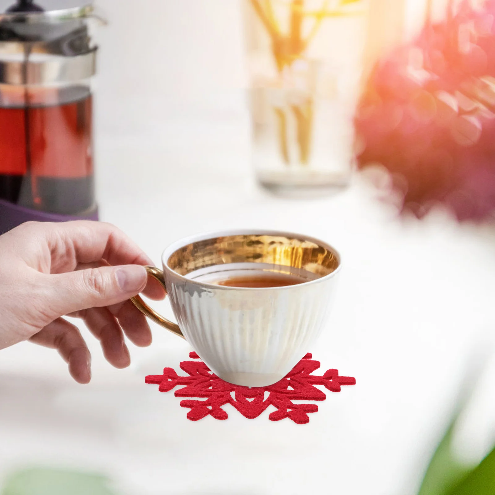 

1Set Christmas Felt Coasters Round Nonslip Heat Insulation Cup Mats Xmas Felt Coaster Home Office Table Protectors