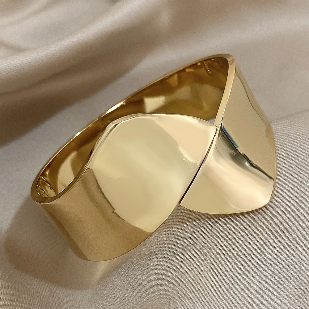 Fashion Gold Plated Stainless Steel Cuff Bangle Bracelets for Women Exaggerated Geometric Wristband Bracelet Chunky Jewelry
