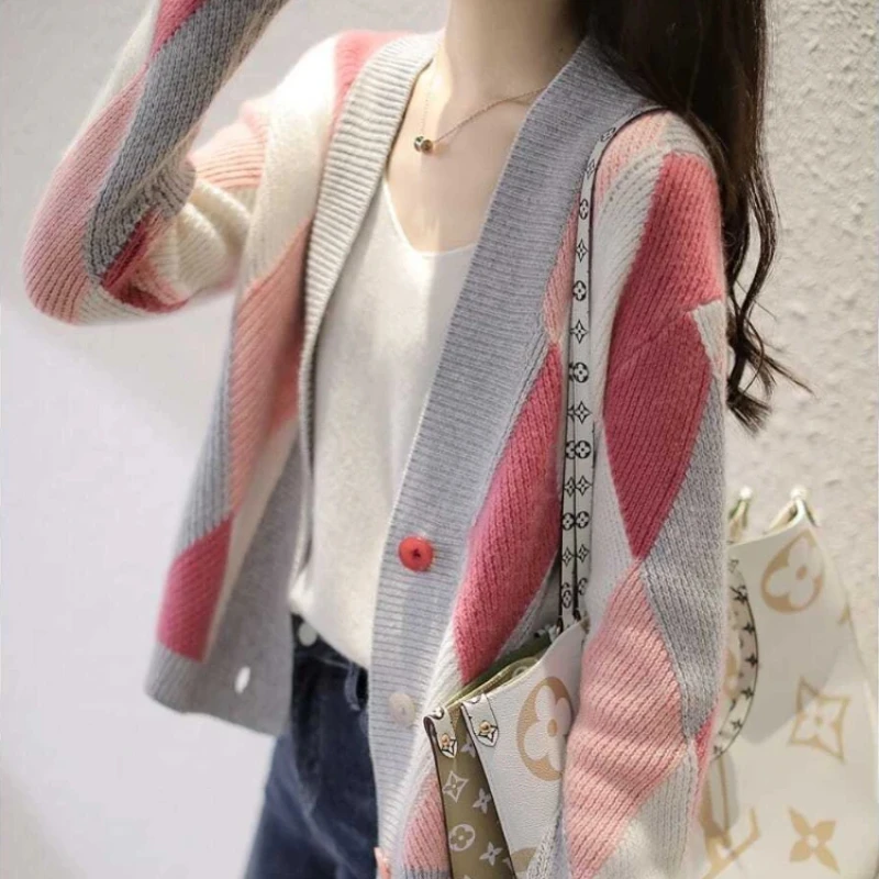 Loose Cardigan for Women Outerwear Fashion 2024 Jacket Knitted Sweater Woman Crochet Top Fall Light Attractive Chic Casual Hot