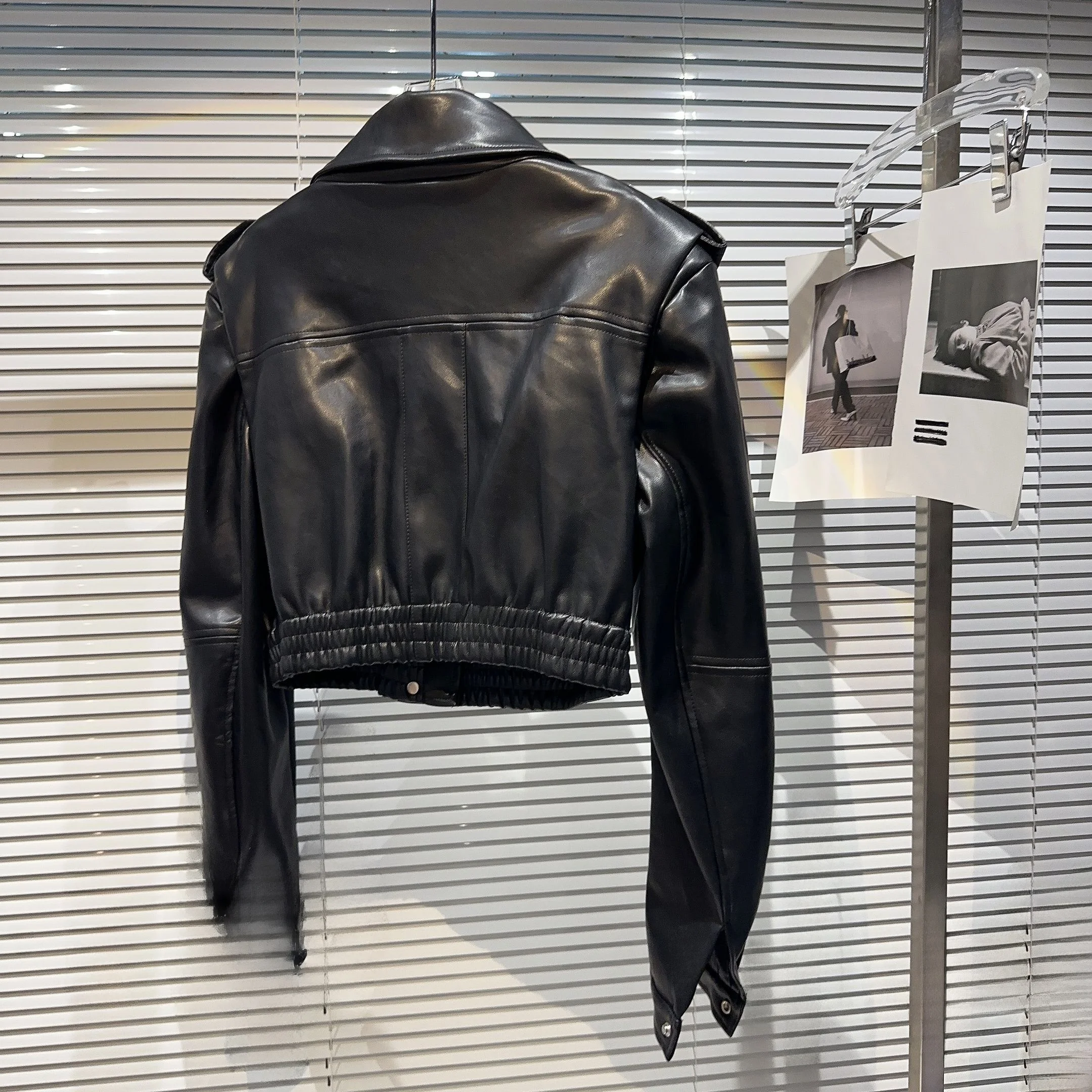 2025年秋新作 ストリート系 スパイシーガール ジップアップ ハイネック 肩パッド付き バイク風 PUレザー ジャケット