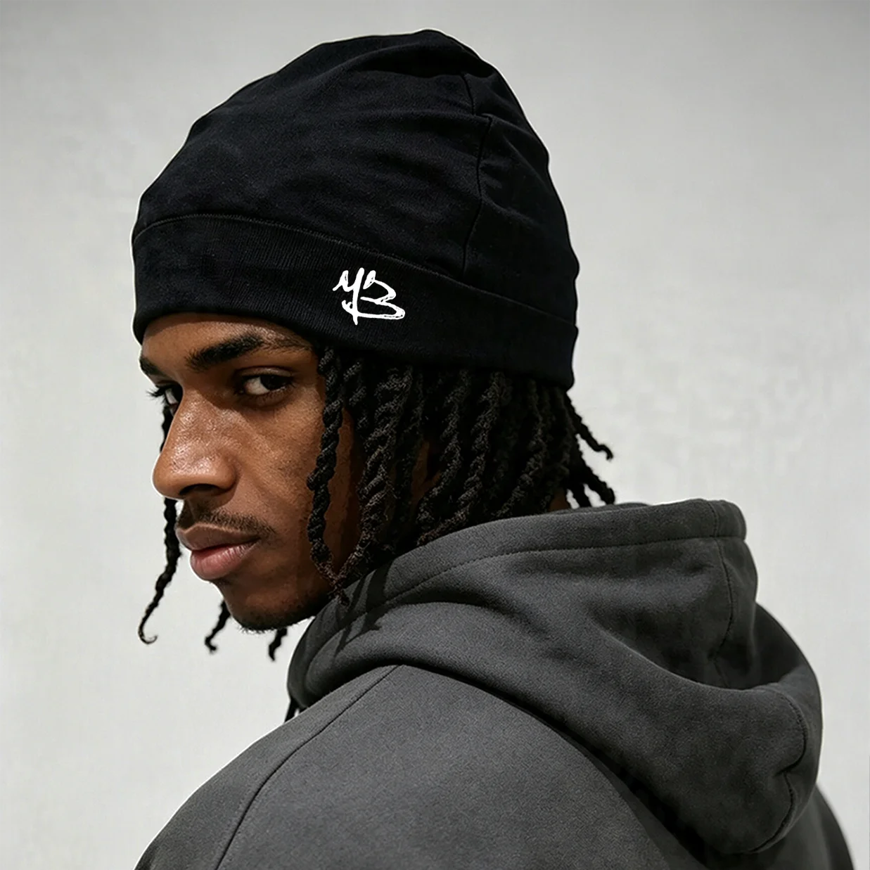 YB Signature Letter Printed Lightweight Skull Cap Beanie Elastic Soft Sweat Wicking Running Cycling Helmet Liner Sports Cap