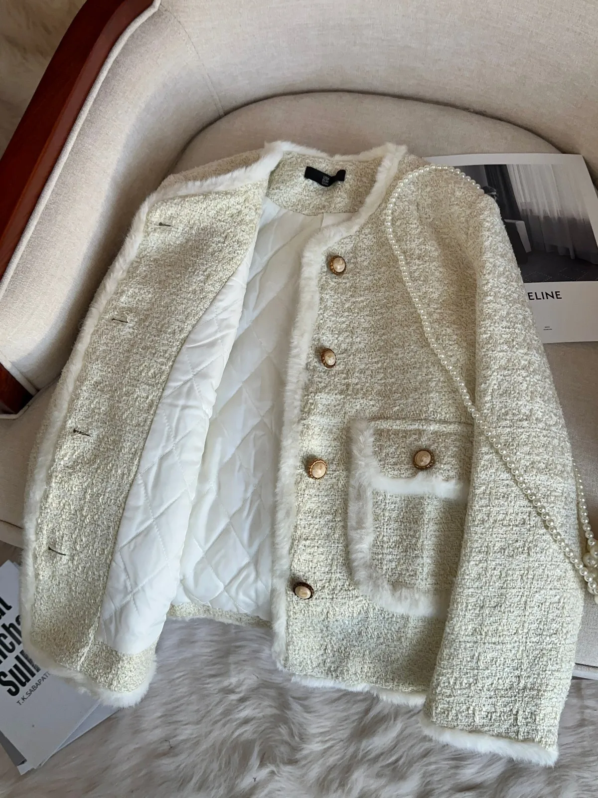 Unieke, niet-gematchte damesjas, winterjas van gewatteerd katoenen flanel, A58630, losvallende pasvorm, ronde hals.