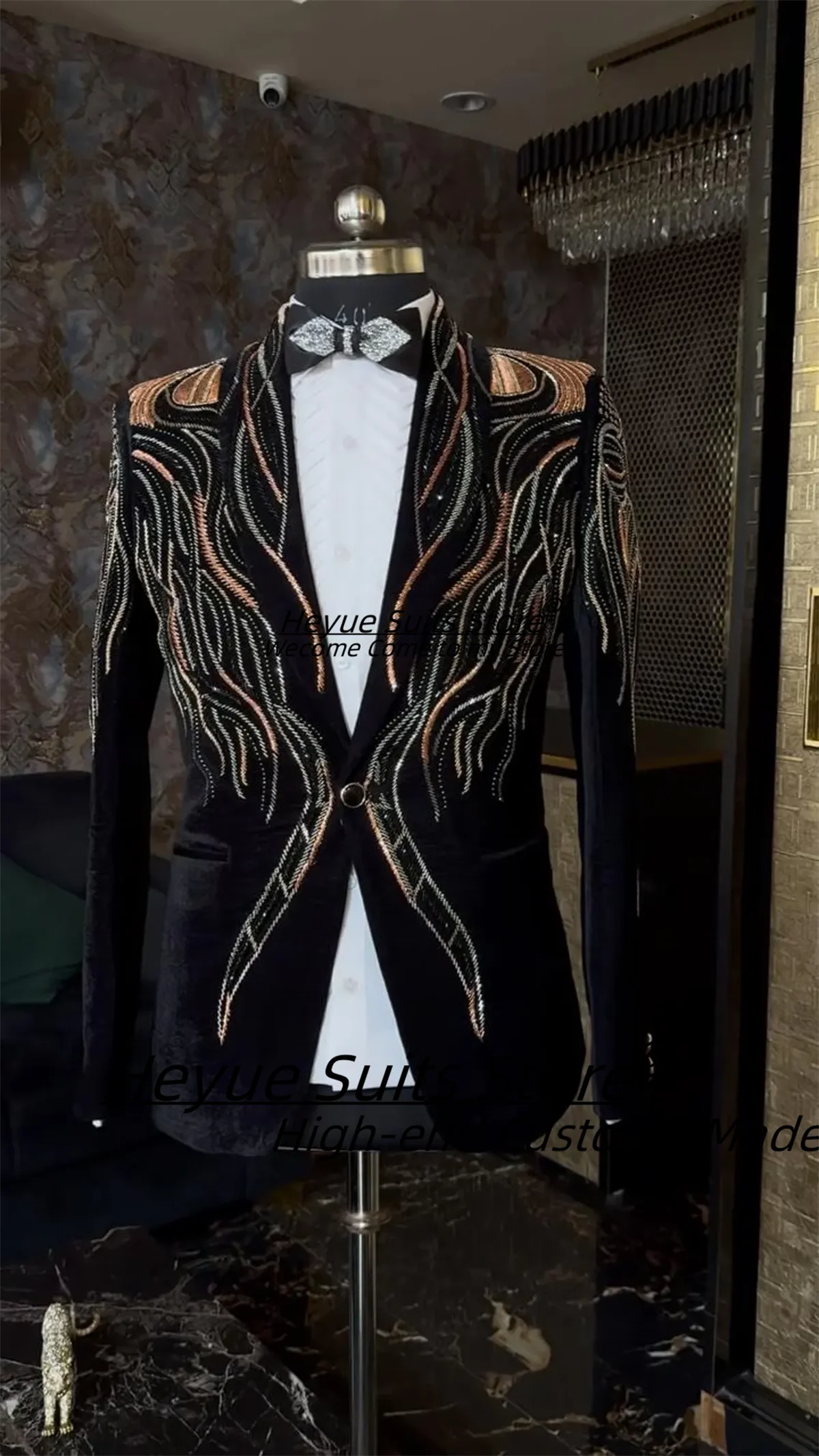 

Magnificent Crystal Black Groom Wedding Tuxedo Customized Slim Fit Shawl Lapel Men Suits 2 Pieces Sets Male Blazers Ropa Hombre