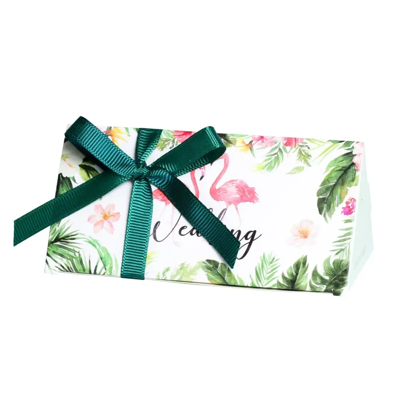 Green Flamingo Wedding Favor Boxes Triangle Paper Gift Candy Box with Ribbon Chocolate Packaging Box for Wedding Decoration