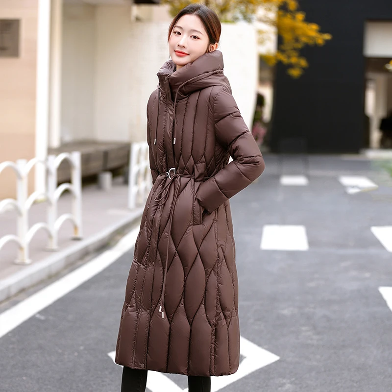 2024 cotton-padded women's long over knee winter new fashion hooded strap waist slimming winter dress rest