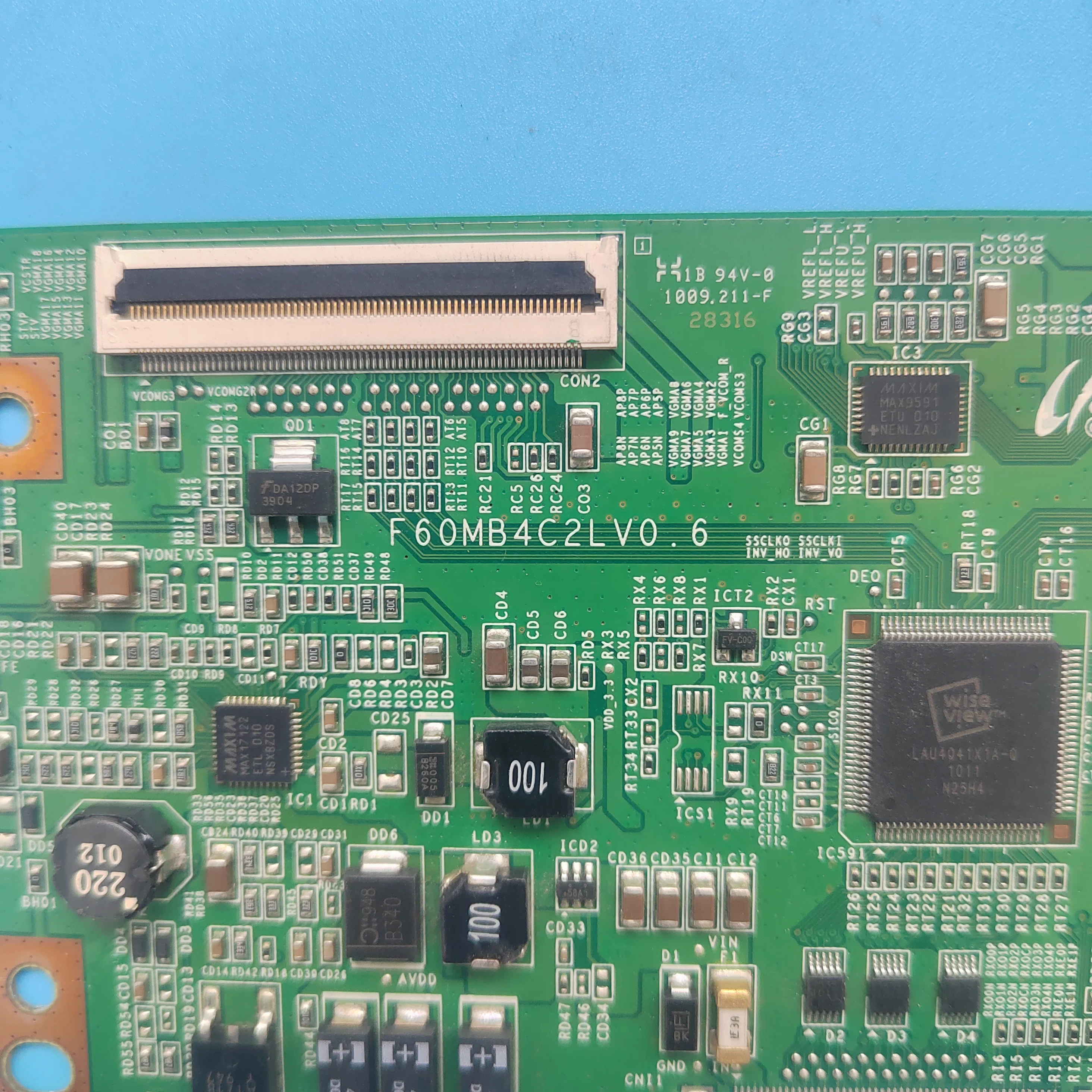 ทำงานดี Logic Board F60MB4C2LV0.6สำหรับ LG TV LE32C530F1W LE40C550J1W LE40C530 LA40C550J1F LA46C550J1F LA40C530F1R T-CON