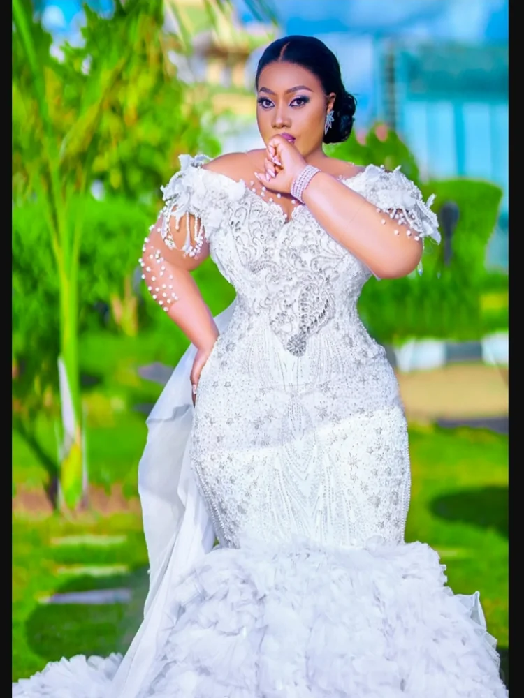 Customized Off the Shoulder Shinny Crystals Appliques Plus Wedding Dress  Robe Mariée  African Full Sleeves Tiers Bridal Gowns