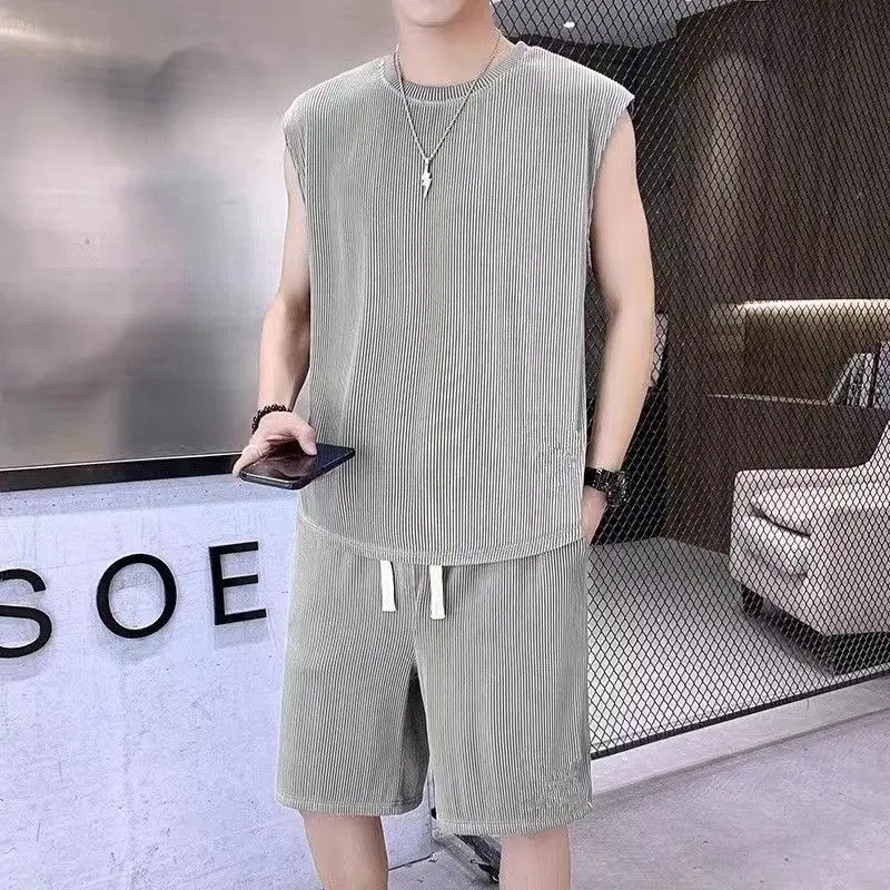 

Men's Ice Silk Sleeveless Tank Top Quick Dry Short Sleeve T-Shirt Shorts Set for Summer Athletic Running Basketball