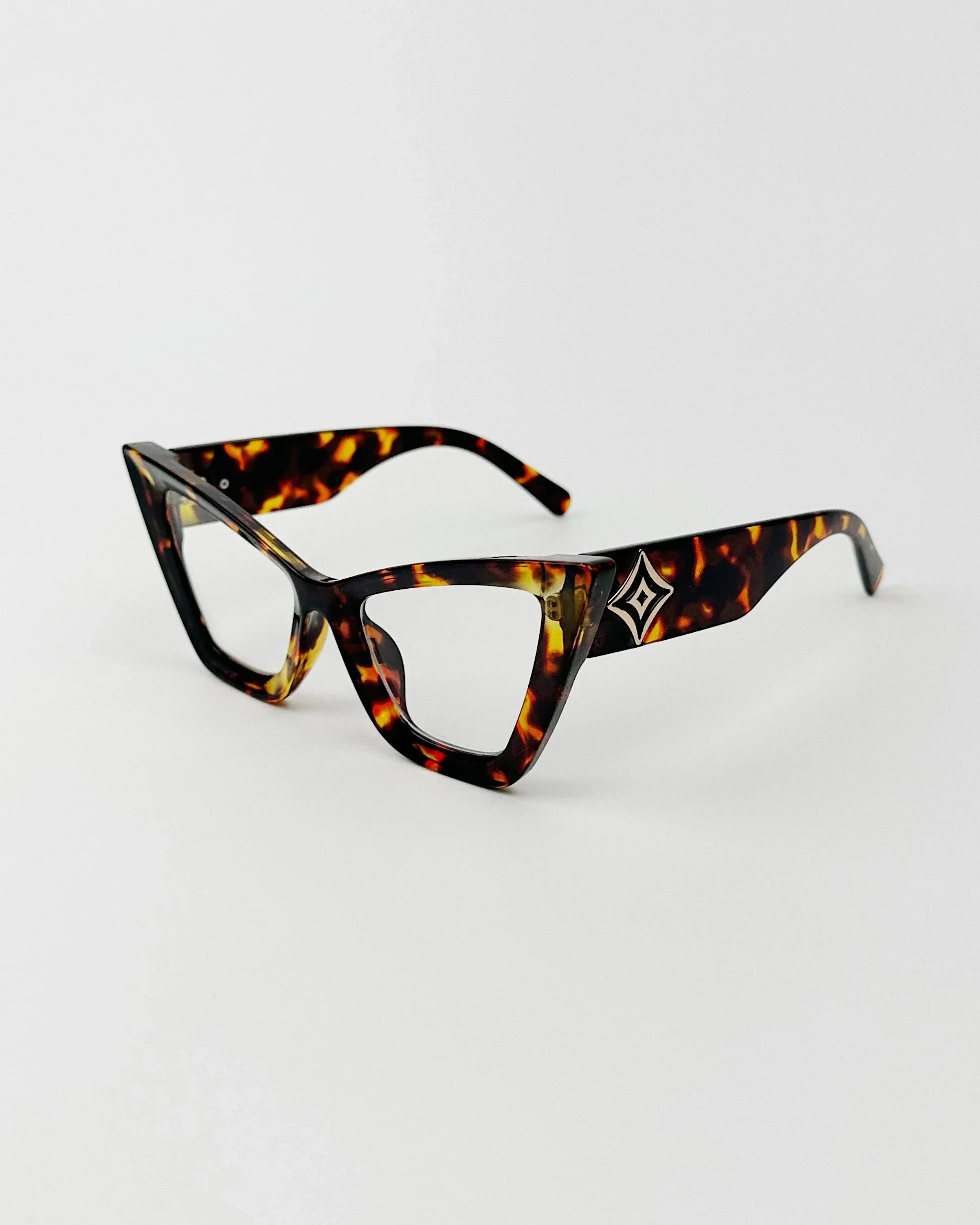 Big Triangle Cat Eyes Exagerado Glasses Frame, Plain Sunglasses, Instagram Popular, Same Côncavo Sunglasses