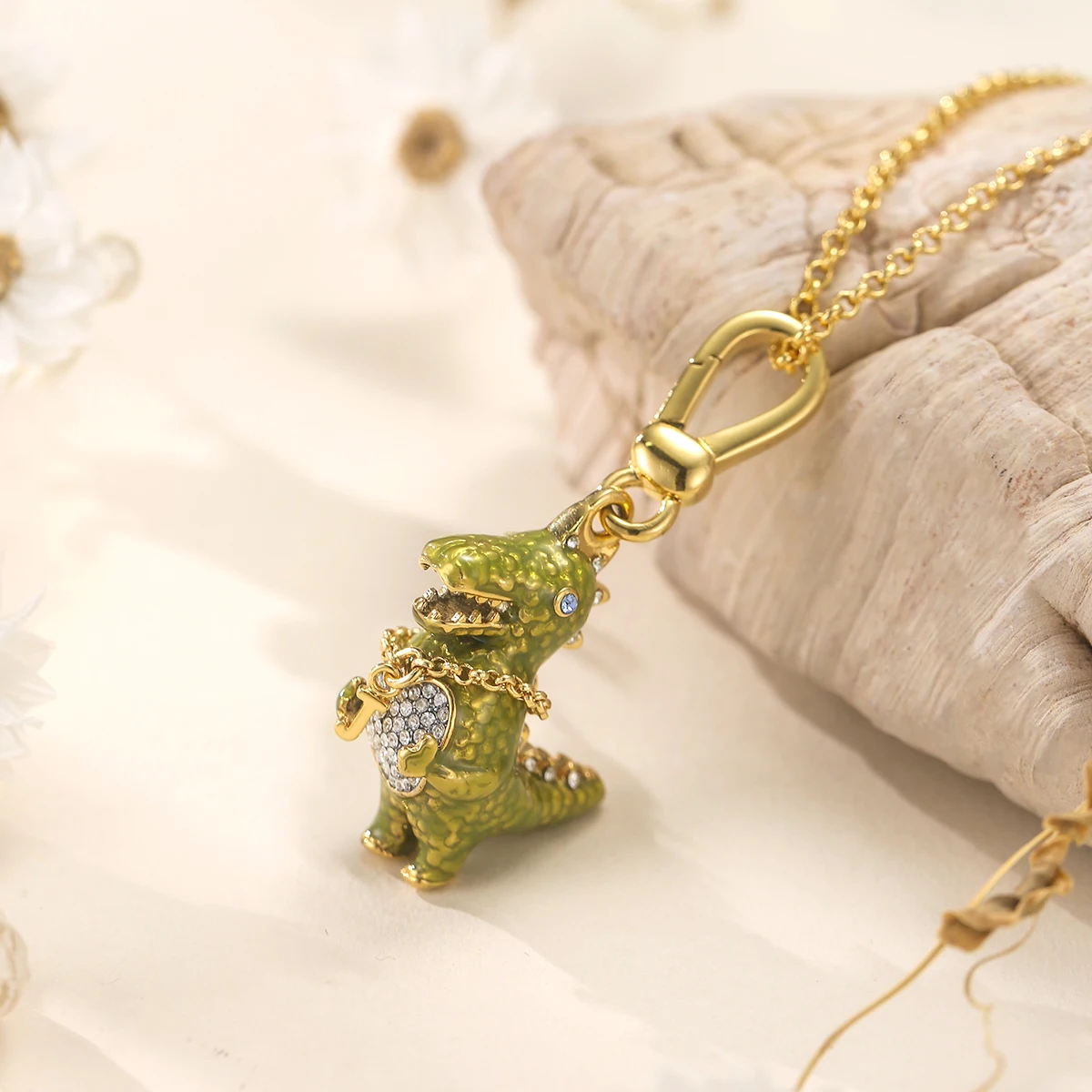 1Pc Fashion Luxury Enamel Green Dinosaur Monster Pendant Necklace For Women Sweet  Cool Party Jewelry Hip-Hop Accessory Gift