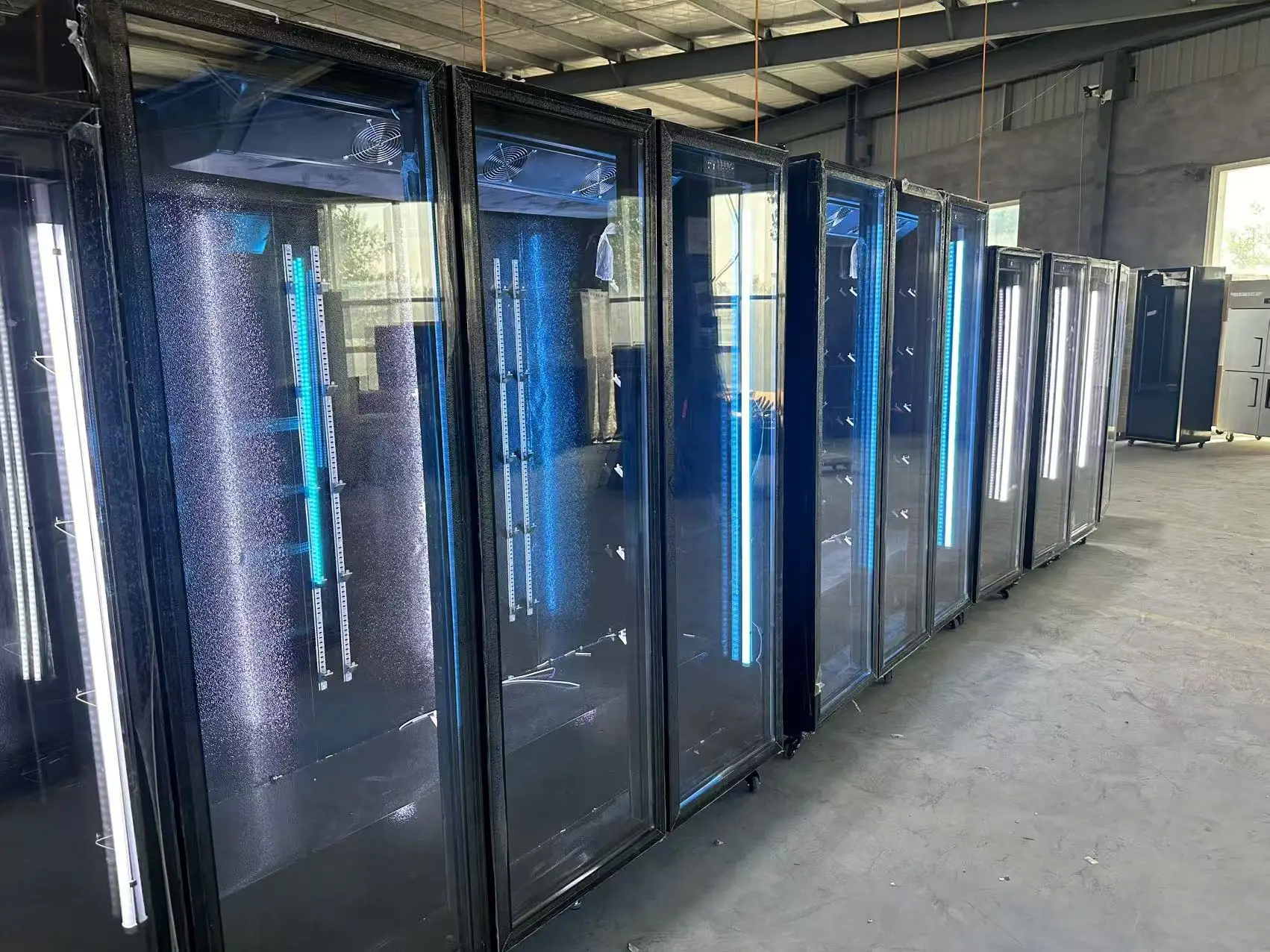 Black Color Bar Cooler Vertical Glass Door Display Refrigerator for drinks