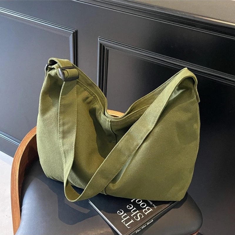 

Women's Canvas Crossbady Bag Large Capacity Tote Bags New Style Unique Versatile Shoulder Crossbody Bags for Commuting