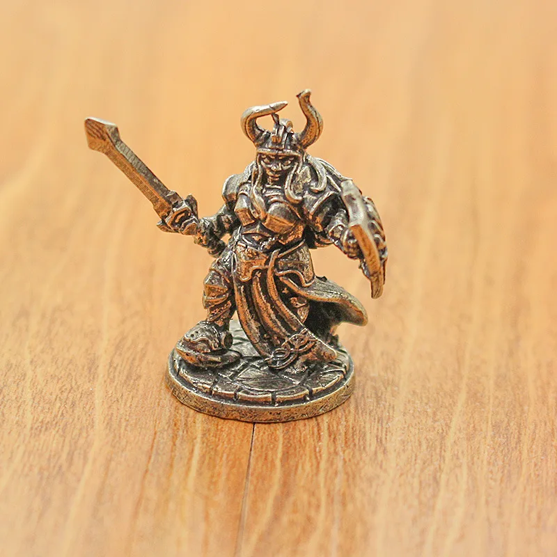 Solide Weiß Kupfer Zwerg Krieger Action-figuren Modell Brettspiel Stück Desktop Auto Innen Miniatur Ornament Zubehör Spielzeug
