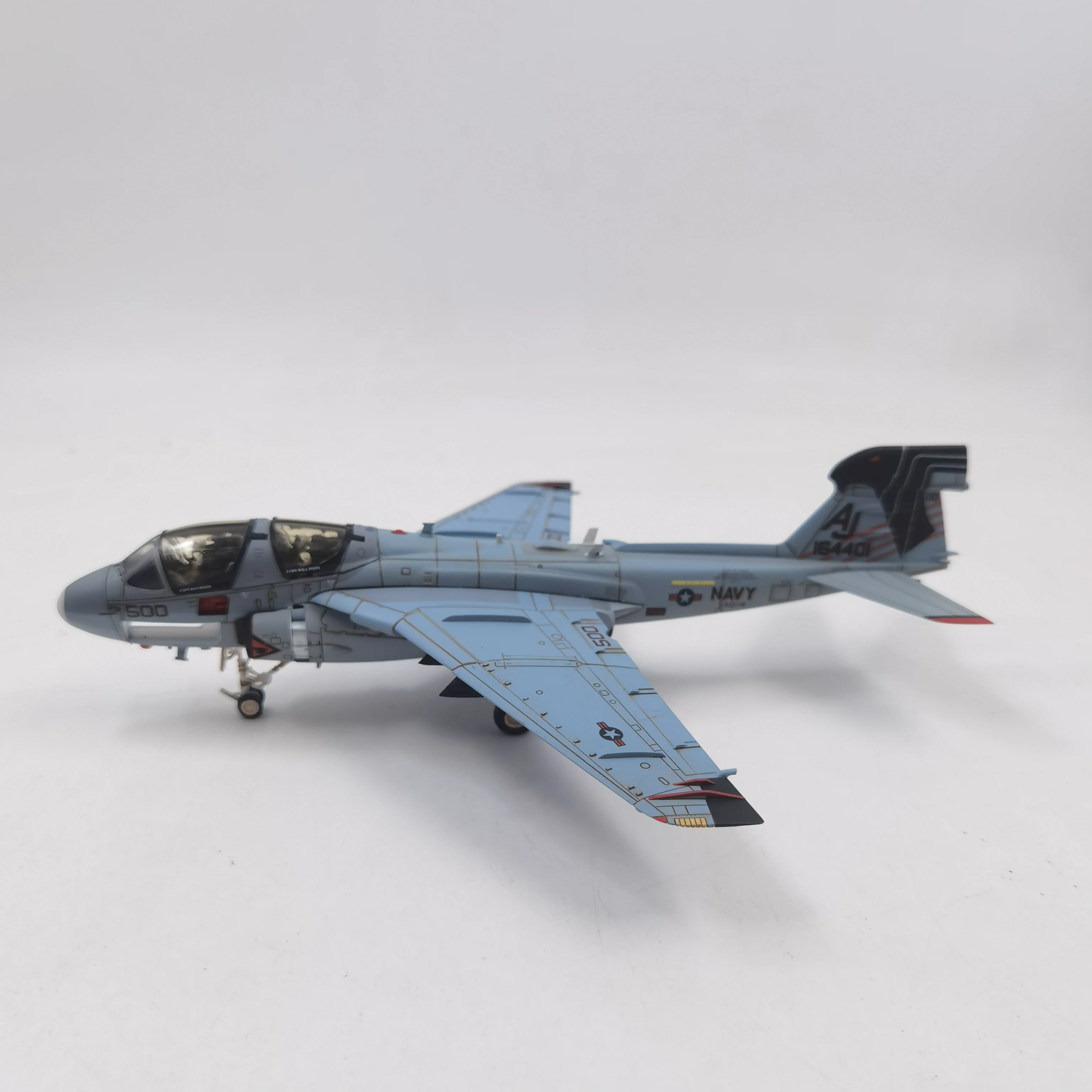 Diecast 1:72 Scale U.S. Marine Corps EA-6B Carrier-based Fighter Alloy Aircraft Model Collection Souvenir Display Ornaments