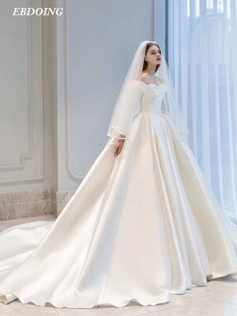 Il più nuovo abito da sposa abito da ballo per la sposa scollo a barca in raso scollo a maniche lunghe principessa su misura taglie forti Vestidos De Novias