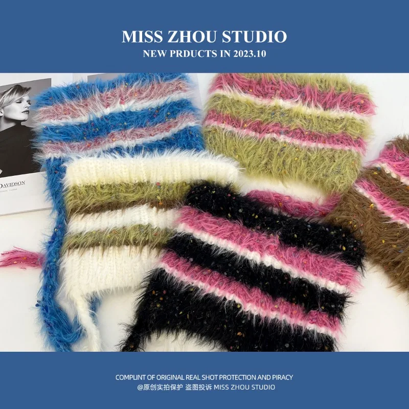 Cappello di peluche all'uncinetto fatto a mano a righe a contrasto con orecchie di gatto protezione per le orecchie carina per bambini berretto di lana di visone imitazione calda in inverno