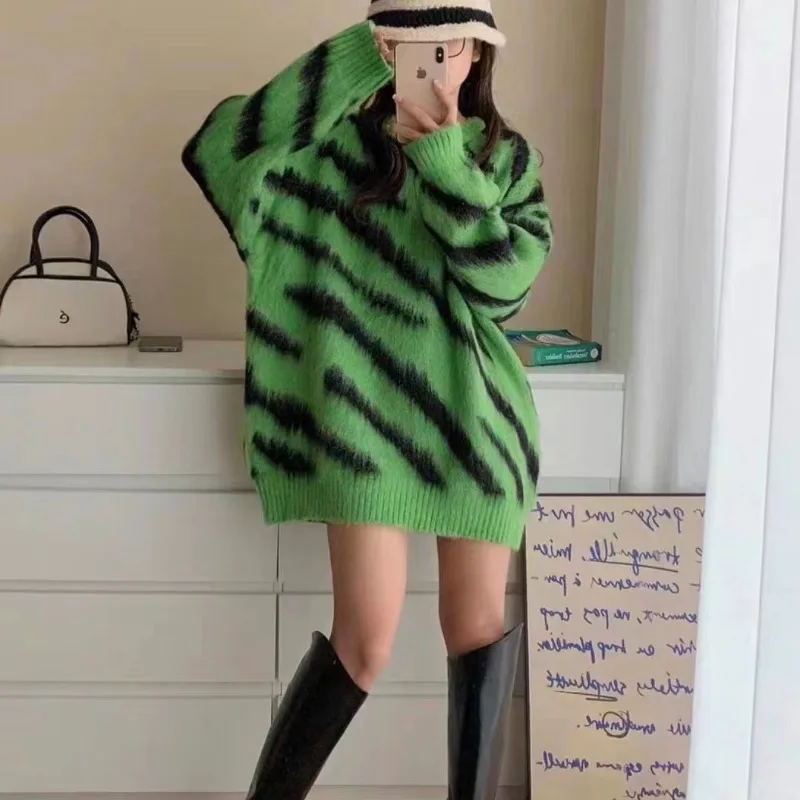 

Korean Winter Vintage Zebra Pattern Pattern Sweater O-Neck Harajuku Style Full Sleeve Lazy Thicken Pullovers Knitting Sweater