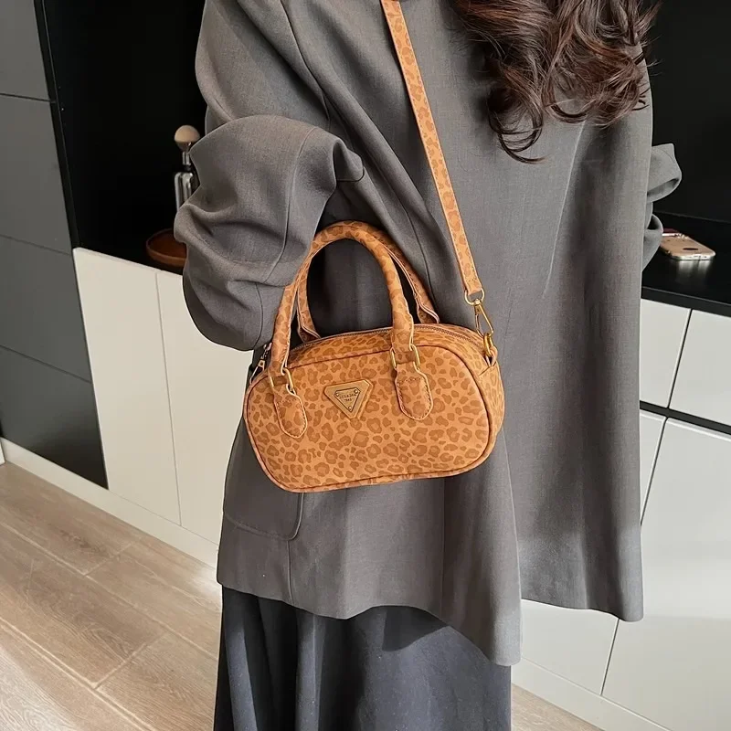 

Women Luxury High End Leather Shoulder Bag Elegant Lady Tote Handbag Daily Fashion Crossbody