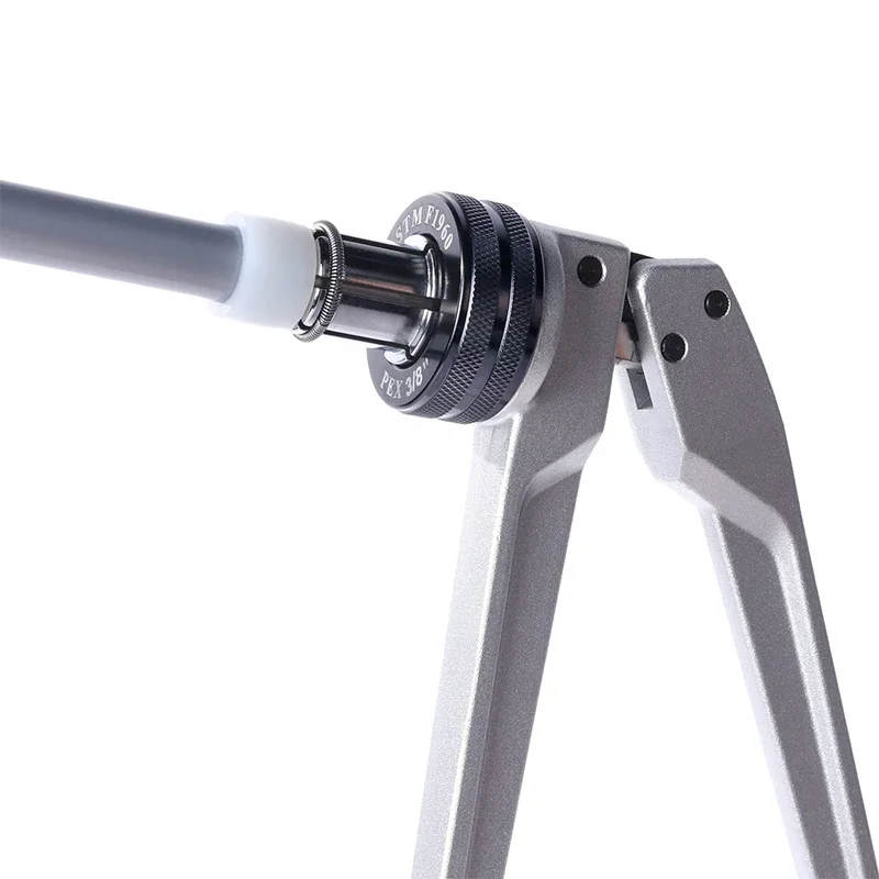 Plastic pipe manual expander PEXa for main channel, easy to install expander for air conditioning pipe expansion
