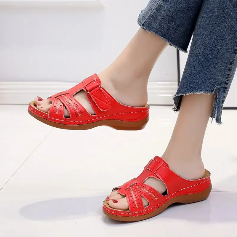 

Hot Seller High Quality Platform Hollow Slippers Women's Casual Slip-on Wedge Striped Slippers with Sewing Thread Women Shoes