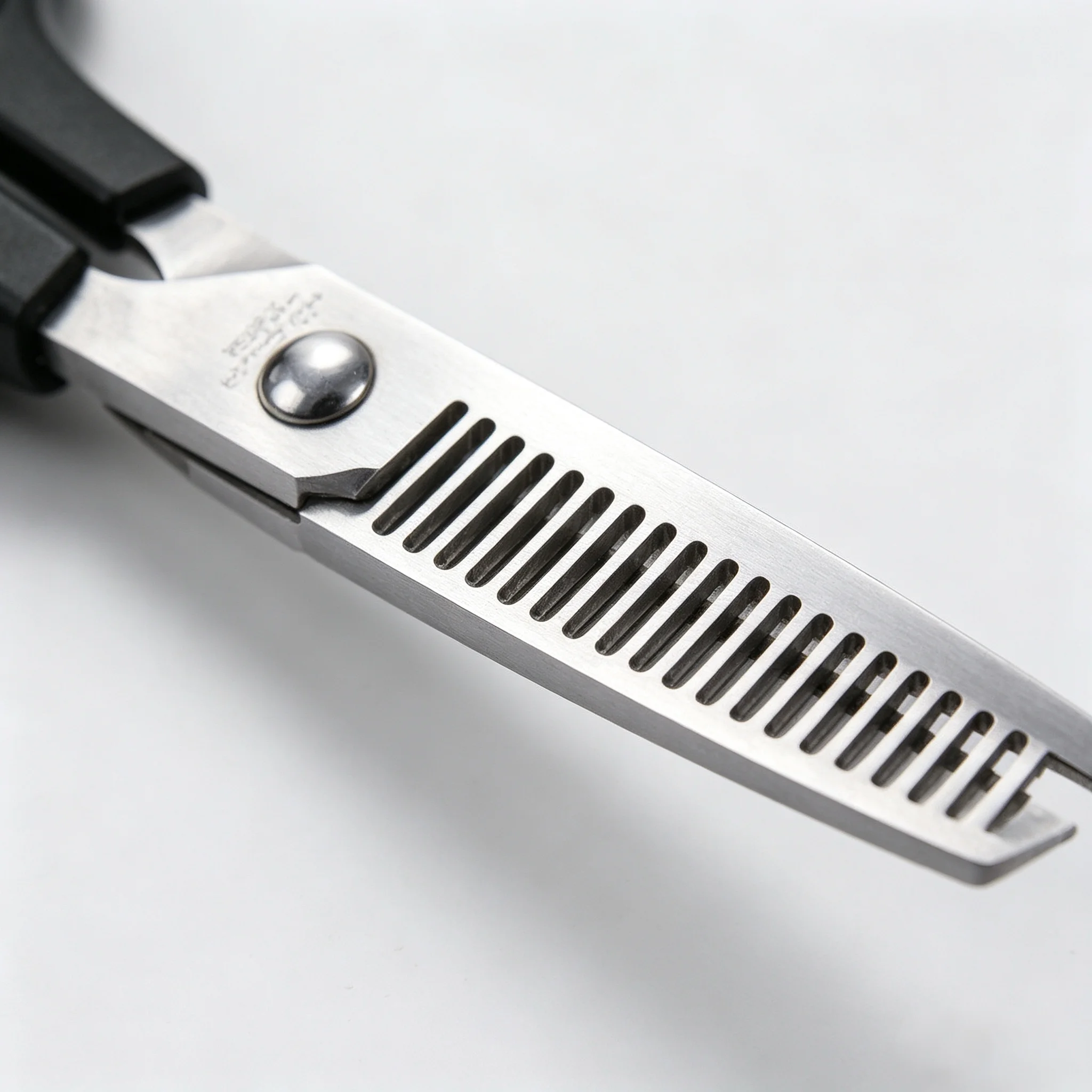 3-teiliges Professionelles Friseur-Scherenset 6 Zoll Haarschneidescheren & Effilierscheren Set mit Haarkamm, Friseur-Salon Haarstyling – Detail 2