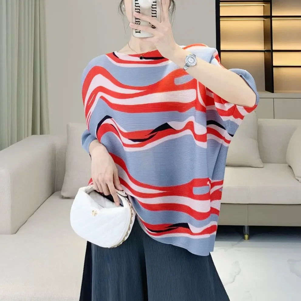 Pleats Pleated T-shirt 2024 Summer New Printing Thin Hundred Tops Plus Size Loose Striped Pleated T-shirt Women Short-sleeved