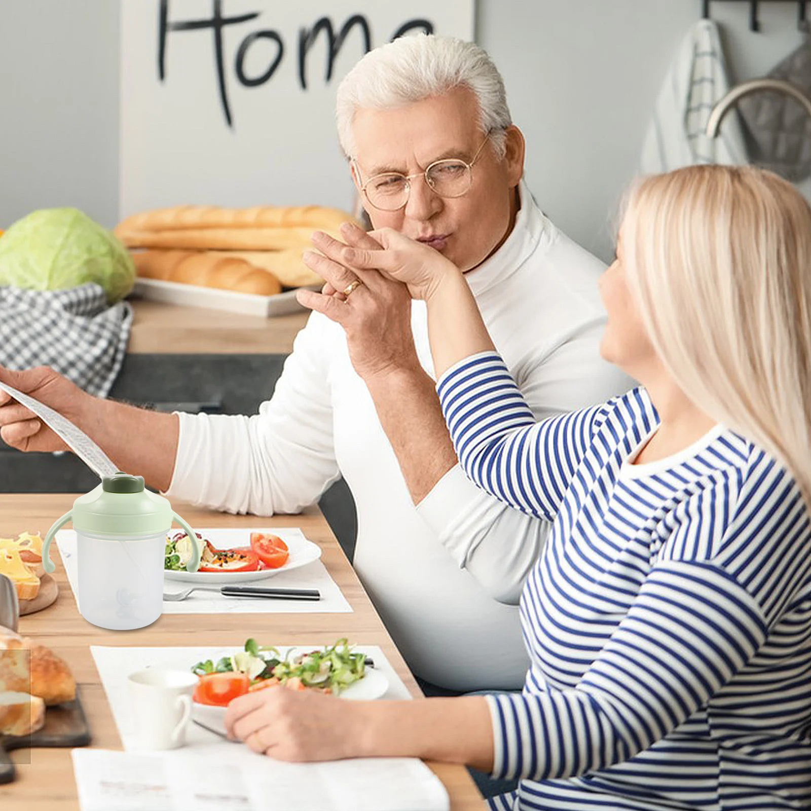 

Anti-Choking Straw Cup With Graduated Scale Durable Leak-Proof Design For Elderly Bedridden Patients Nursing Homes Sippy Cup For