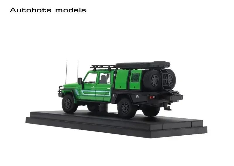 Autobots Models 1:64 Land Cruiser LC79 Pickup Double Cabin Green Livery Diecast Model Car