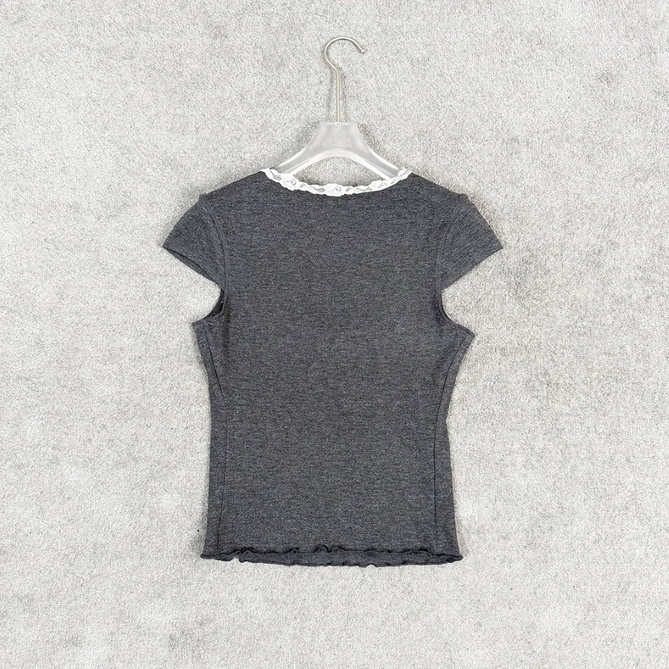 2026 Vintage-Inspired Lace-Trim Scoop Neck Tee – Romantic Contrast Collar Short Sleeve Top in Charcoal Grey