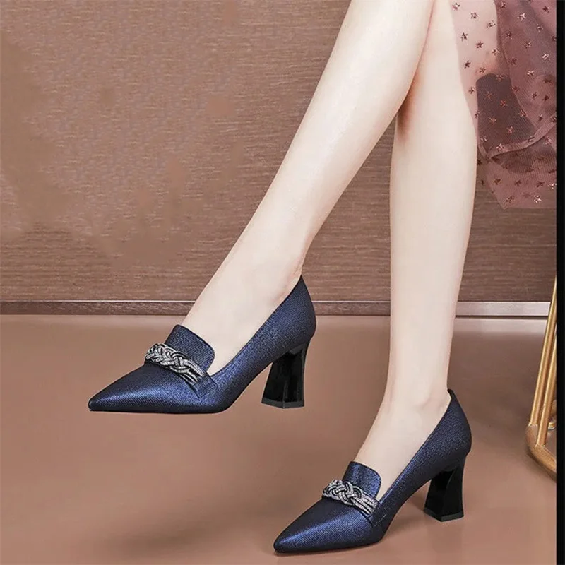 

Women Fashion Sweet High Quality European Stylish High Heel Shoes Lady Cool Black Office Pumps Zapatos Sapatos Femininas F431