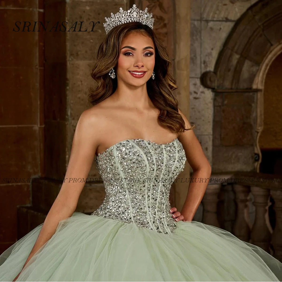 فستان Quinceanera مخصص فستان حفلة سباغيتي دانتيل مزين بكريستال مطرز بالخرز حلو 16 من الكتف فيستدوس دي 15 أنيوس