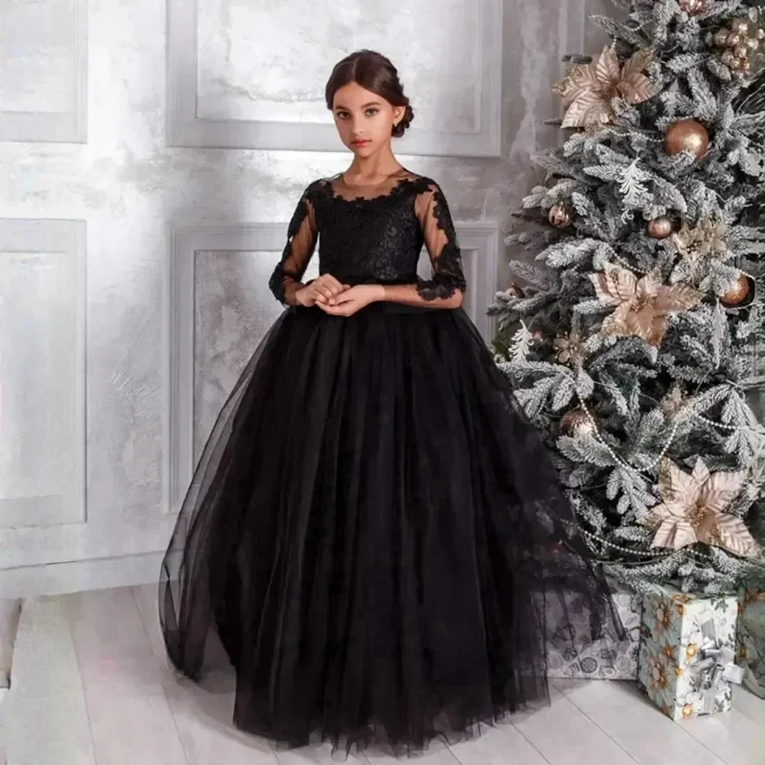 

Gorgeous Black Flower Girl Dress for Wedding Tulle Floor Lenght Lace Applique Bow Birthday First Communion Ball Gowns Custom