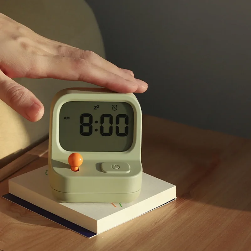 Alarm Clocks Snooze Digital Clock Novelty Silent Table Clock Cartoon Shaped Alarm Clocks Silent Non