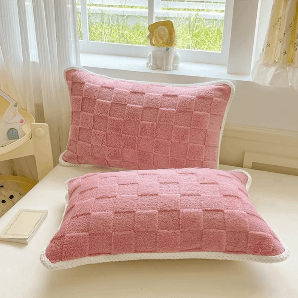 

2 pieces Coral Fleece Grid Jacquard Pillowcases Plush Elastic Strap Pillow Cover Warm Thickened Pillow Towel Bedroom