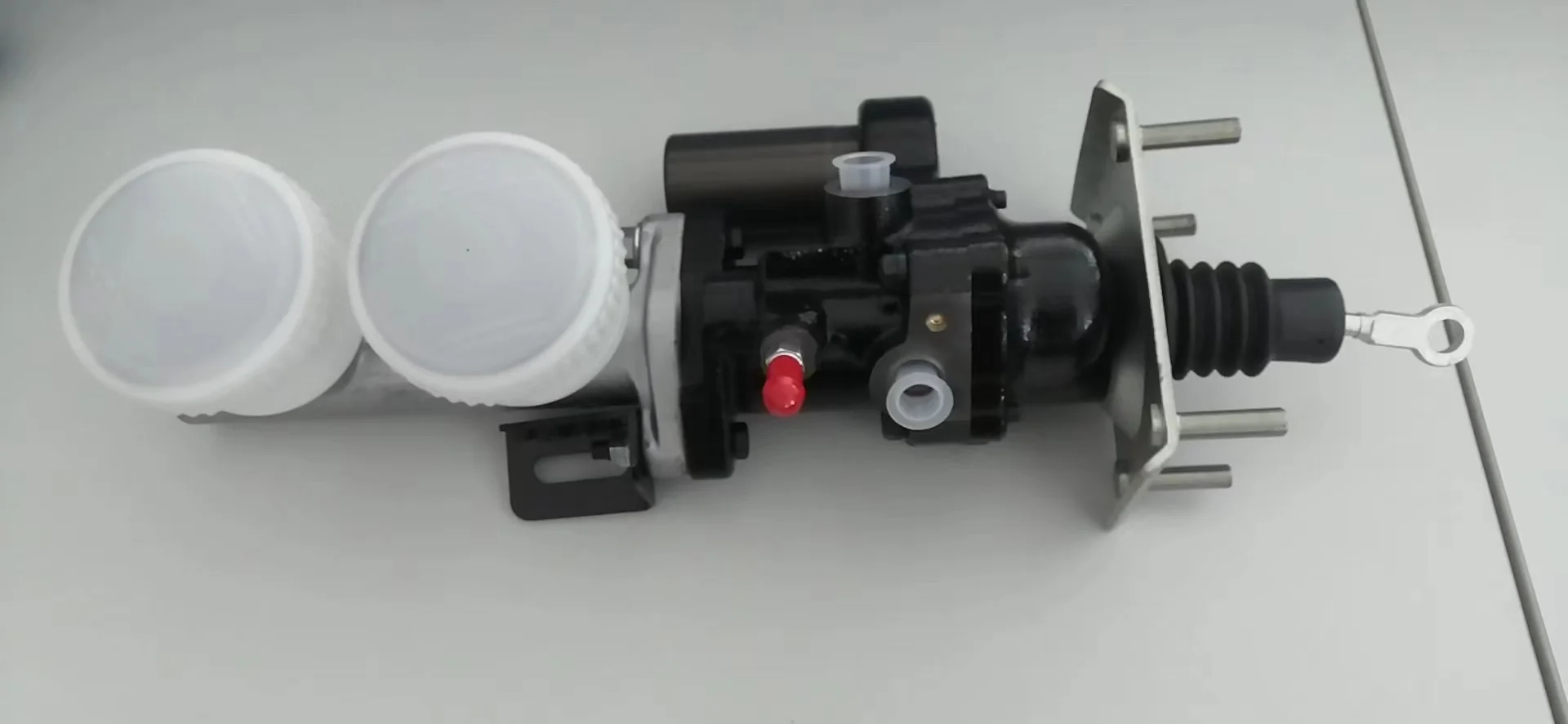 

High Quality Auto Brake Systems Truck Parts Brake Master Booster 3510C21-001