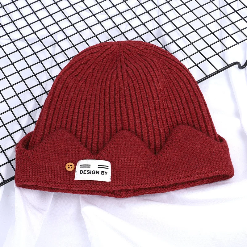 

Knitted hat, the same style octagonal hat as in River Valley Town, college style crown, melon rind hat, woolen hat