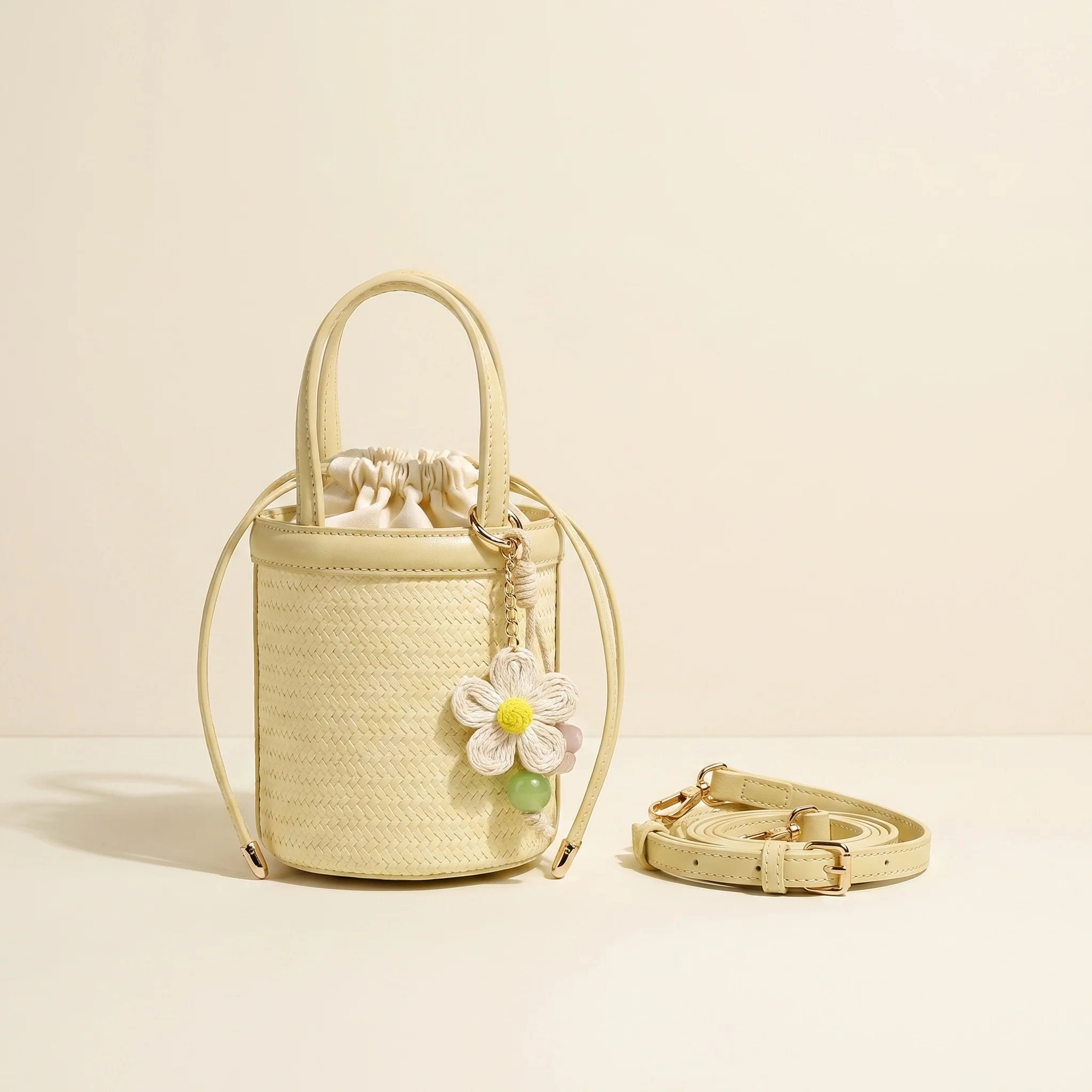 JIOMAY 2026 New Yellow PU Embossed Top Handle Bag, Summer Daisy Pendant Beach Purse, Unique Fashion Versatile Handbag for Women