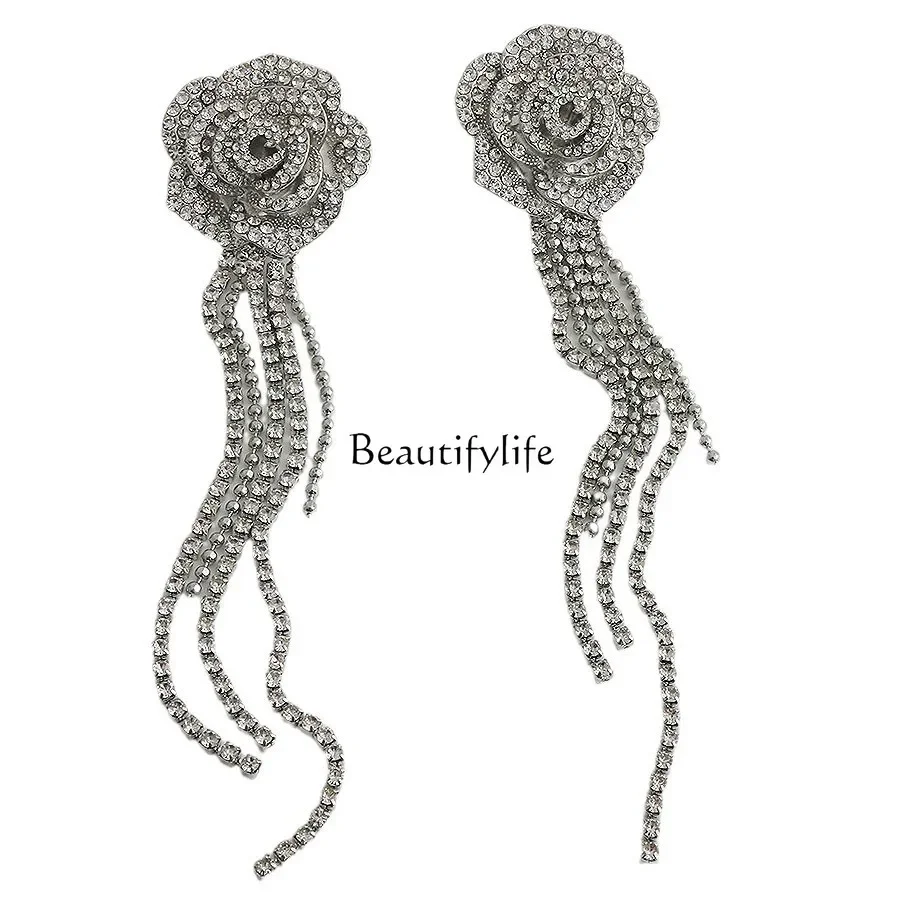 European and American exaggerated catwalk models, rhinestone rose earrings, exaggerated camellia flower fringed earrings